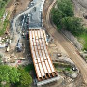 The final beam installation in the M25 junction 28 improvement scheme