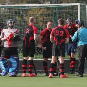 Havering's men prepare to defend a penalty corner. Pic: Gavin Ellis/TGS Photo