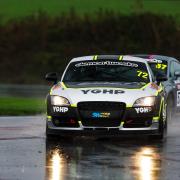 Matt Luff racing in the wet at Thruxton Image: James Roberts