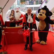 Havering's mayor Gerry O'Sullivan launches the grotto